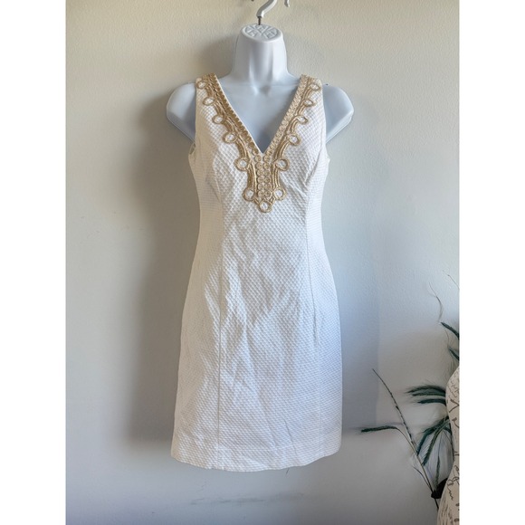 Lilly Pulitzer Dresses & Skirts - Lilly Pulitzer White Seersucker‎ Gold Soutache V-Neck Shift Dress Size 00
